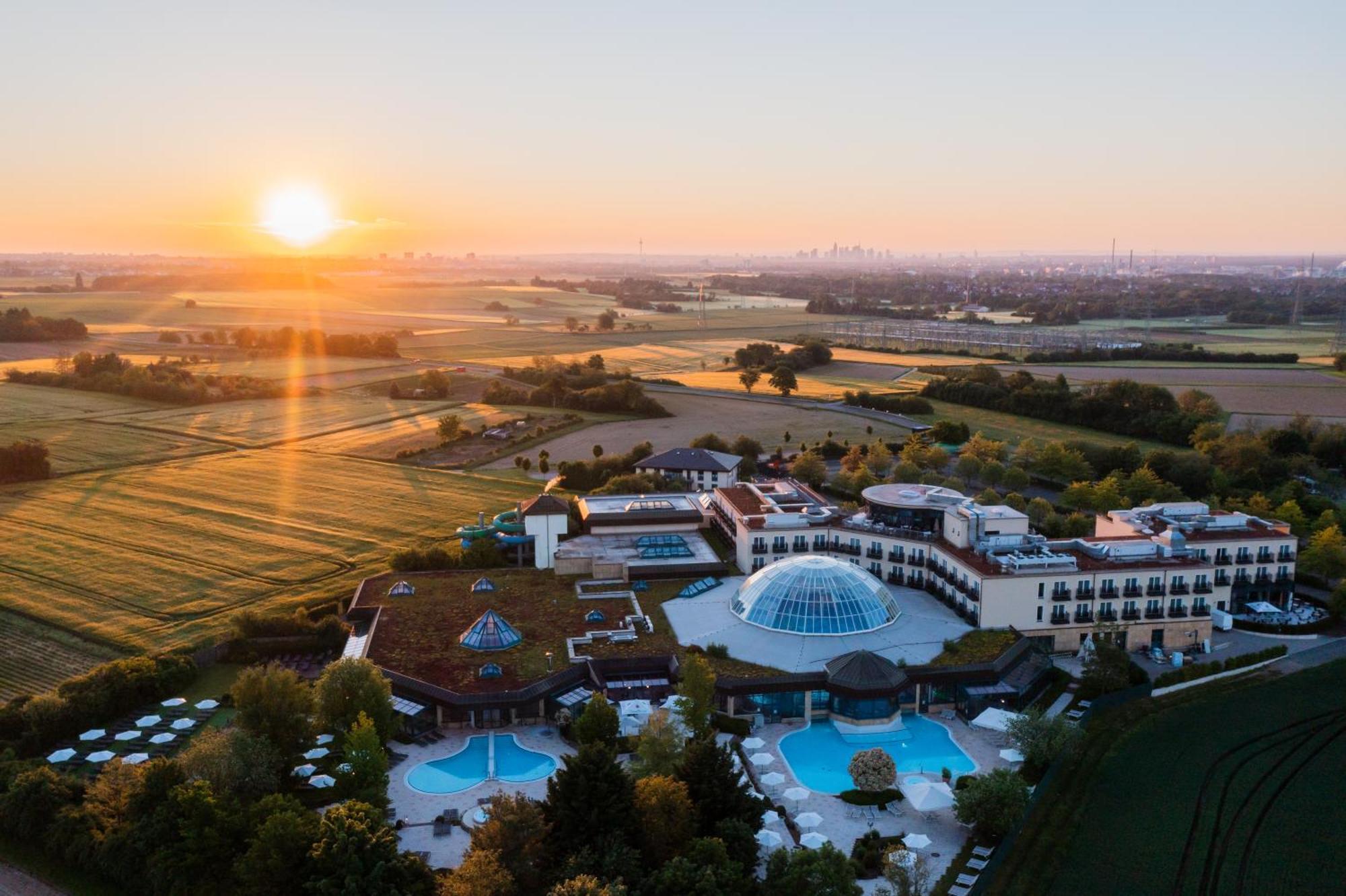Vital Hotel Rhein Main Therme Wellness Resort & Spa Hofheim am Taunus Exterior photo